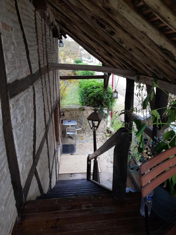 Gite L'Escale Gigny-sur-Saone Екстериор снимка